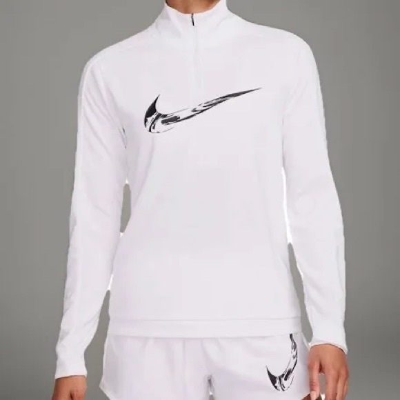 Nike Tops - NIKE SWOOSH DRI-FIT 1/4 ZIP RUNNING TOP